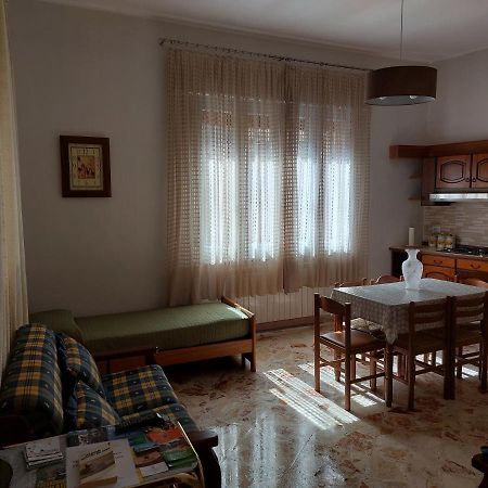 Casa Vacanze Lina Διαμέρισμα San Mauro Castelverde Εξωτερικό φωτογραφία
